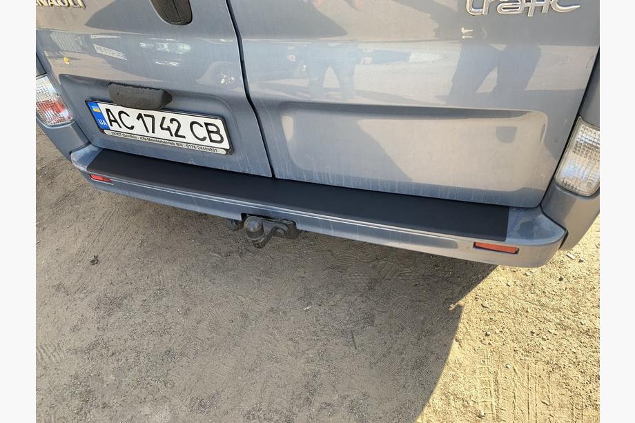 Renault Trafic 2001–2015 Protezione paraurti posteriore DDU (ABS) Foto 9