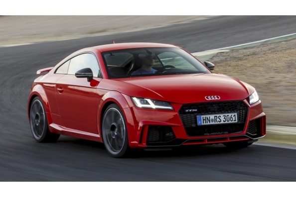 Sfoglia Audi TT RS 2018 anno modello