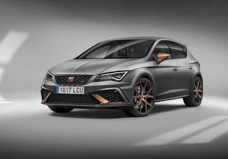Seat ha declassificato la nuova generazione della Leon Cupra R.