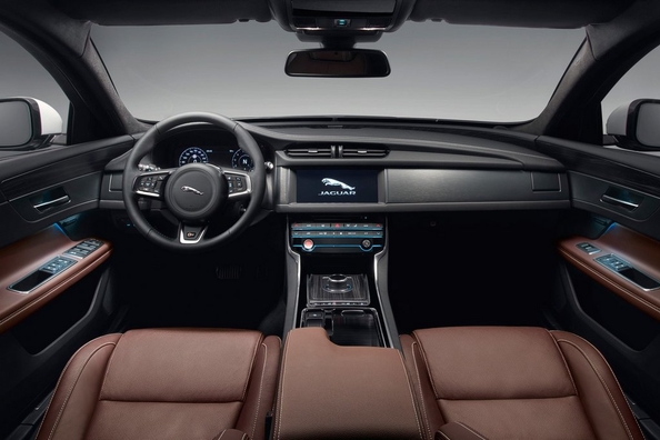 Jaguar rilascerà una station wagon, che sarà il rivale per una E-Class Mercedes e BMW 5 Series Foto 3
