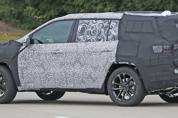 Jeep si prepara a rilasciare il nuovo crossover