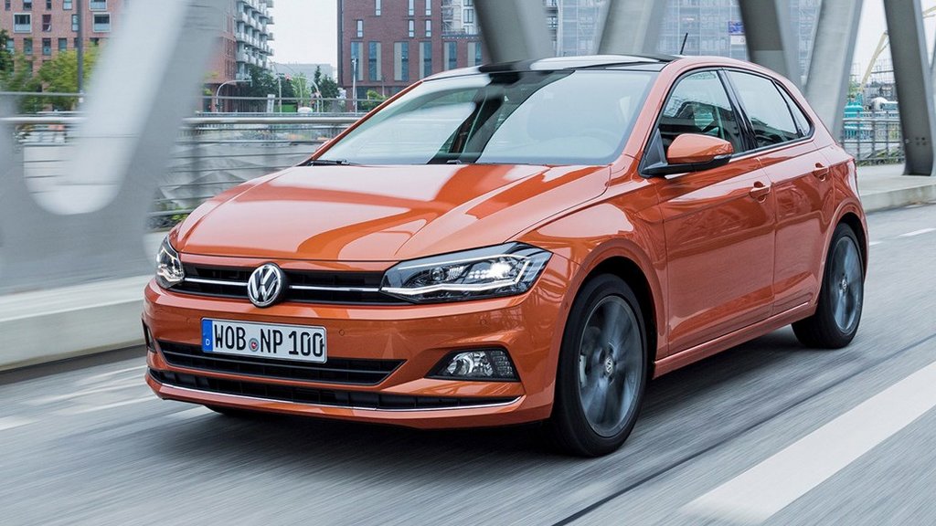 Panoramica della nuova Volkswagen Polo berlina 2017