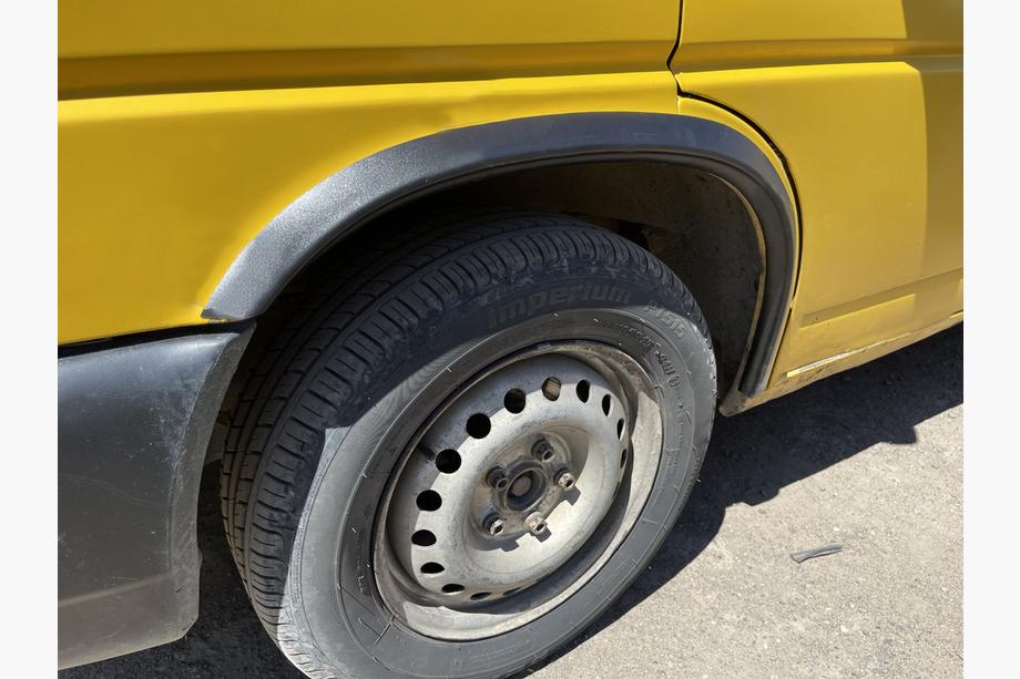 Volkswagen T4 Caravelle/Multivan 1990–2003 Allargatori passaruota (4 pz, plastica) Image