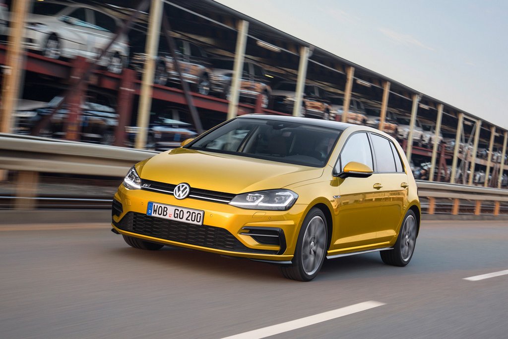 Sfoglia la Volkswagen Golf di settima generazione