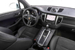Confrontare i Porsche Cayenne e la Porsche Macan foto 4