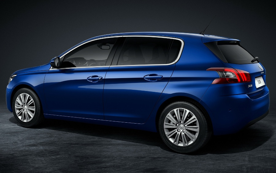Berlina Peugeot 308 seconda generazione