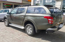 Mitsubishi L200 2015-2024 Hard top con finestrini scorrevoli foto 2