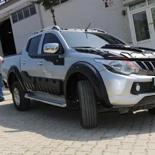 Allargatori passaruota V2 (2015-2019, EuroCap) Mitsubishi L200 2015-2024 foto 3