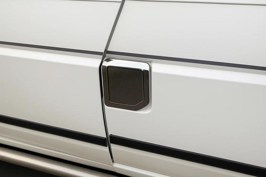 Volkswagen T4 Caravelle/Multivan 1990–2003 Copertura Serbatoio Cromata (OmsaLine, Acciaio Inox) Image