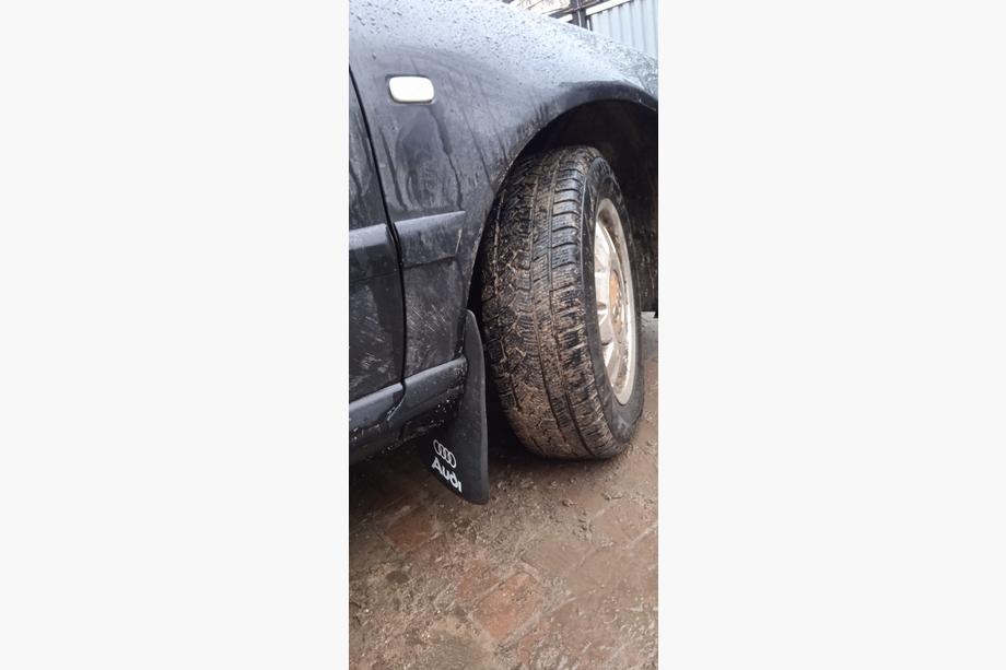 Audi A4 B5 1994–2001 Set Paraspruzzi (2 pz) Foto 3