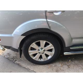Allargatori passaruota (4 pz, neri) foto 3
