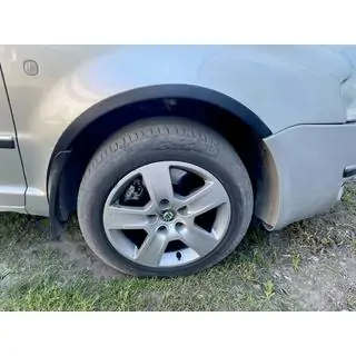Allargatori passaruota (4 pz, neri) foto 2