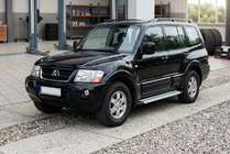 Mitsubishi Pajero Wagon III 1999-2006 Pedane Laterali Maya V2 (2 pz, Alluminio) foto 1