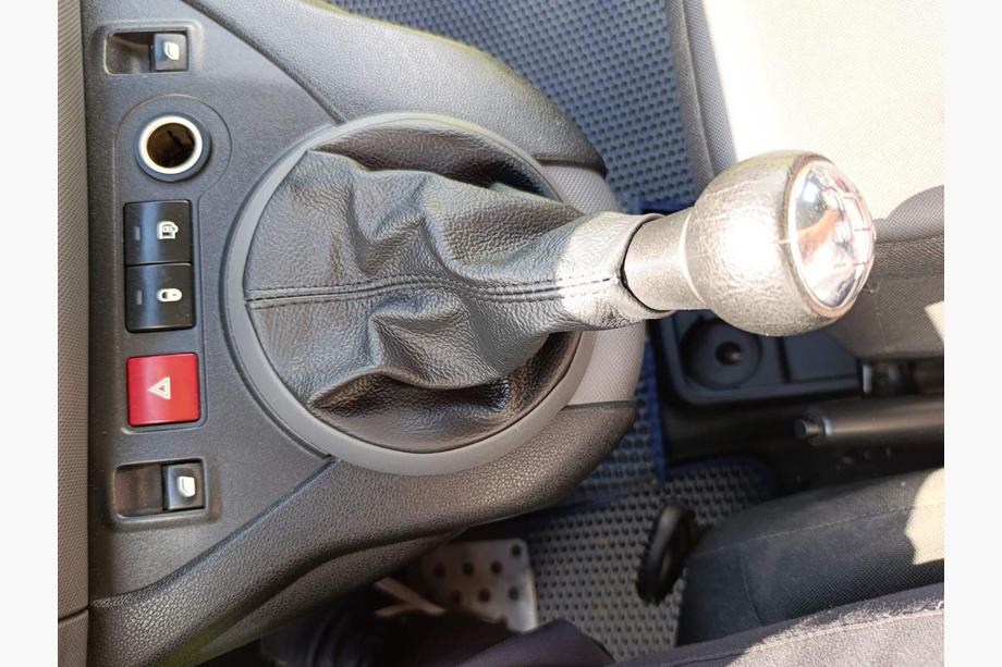 Peugeot Partner Tepee 2008-2018 Cuffia Cambio in Pelle Foto 6
