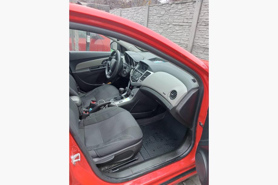 Chevrolet Cruze 2009–2015 Tappetini in gomma (Polytep) Foto 2