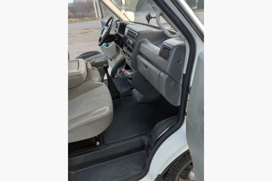 Volkswagen T4 Caravelle/Multivan 1990–2003 Tappetini in gomma (2 pz, Polytep) Foto 7