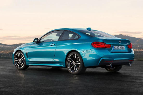 Panoramica a due porte aggiornato coupé BMW Serie 4 Foto 3