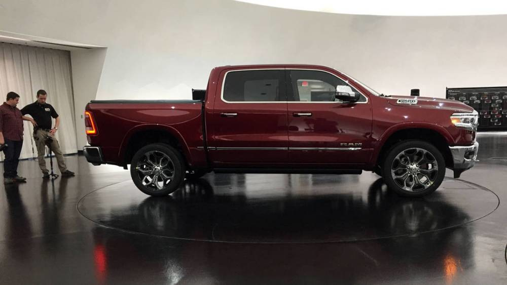 Brutale e unico: il pick-up Ram 1500 di nuova generazione