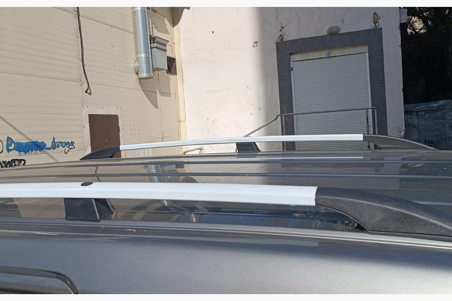 Nissan NV200 2009- Barre Tetto Cromate 164 cm, Piedini in plastica Foto 11