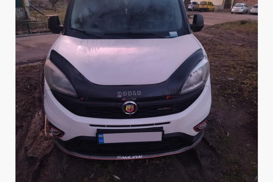 Fiat Doblo II 2010-2022 Emblema (Abarth, autoadesivo) Foto 3