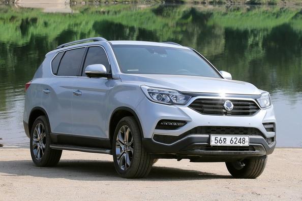 Sfoglia crossover SsangYong Rexton terza generazione