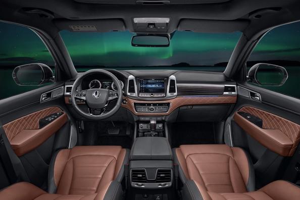 Sfoglia crossover SsangYong Rexton terza generazione Foto 6