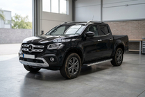 Mercedes X class 2017-2020 Pedane Laterali BlackLine (2 pz, Alluminio) foto 1