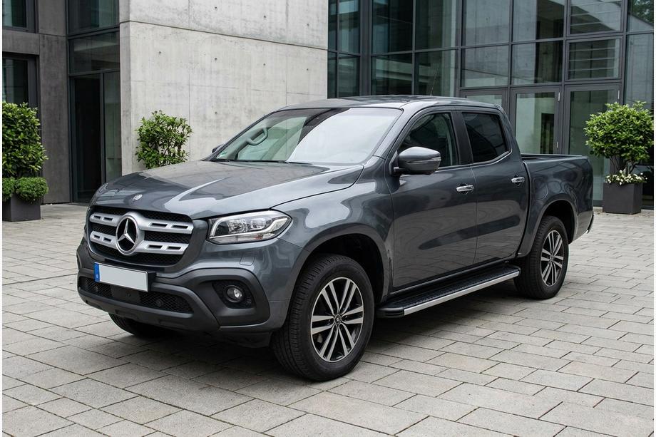 Mercedes X class 2017-2020 Pedane Laterali Maya V1 (2 pz, Alluminio) Image