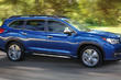 Panoramica di punta di un suv Subaru Ascent foto 3