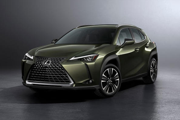 Recensione del nuovo crossover compatto Lexus UX 200 Foto 2