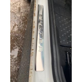 Battitacco OmsaLine (4 pz, acciaio inox) Dacia Duster 2008-2018 foto 3