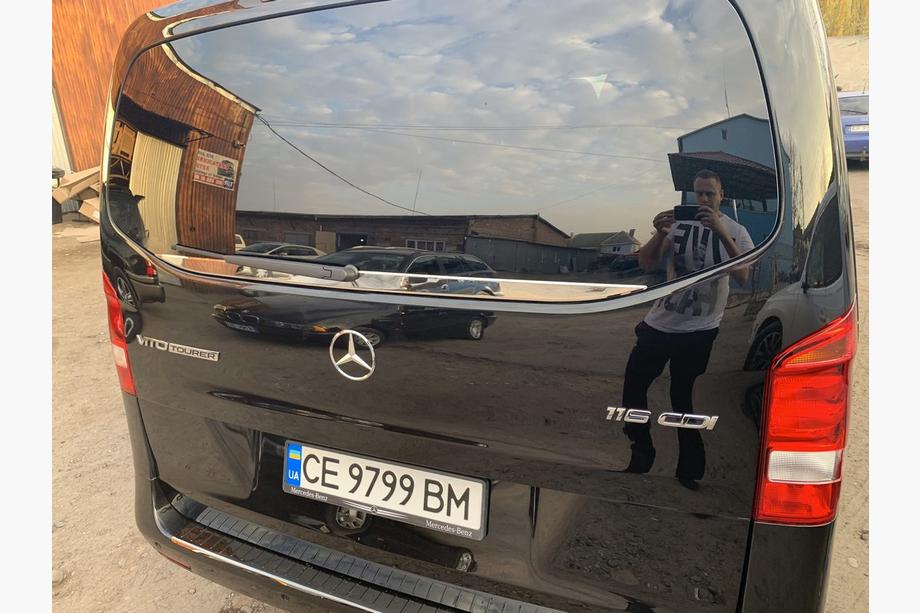 Mercedes Vito/V-class W447 2014- Cornice vetro posteriore (vetro piccolo) acciaio inox Carmos - Acciaio Inox Turco Foto 4