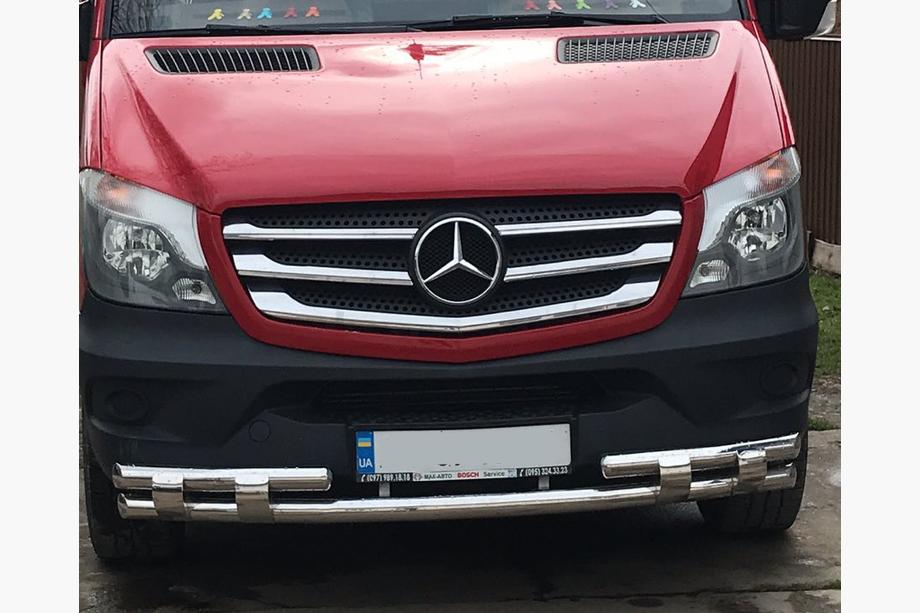 Mercedes Sprinter W906 2006–2018 Barra anteriore inferiore Shark (acciaio inox) 2013↗ Foto 3