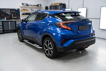 Toyota C-HR 2016-2023 Pedane Laterali Tayga V2 (2 pz, alluminio) foto 1