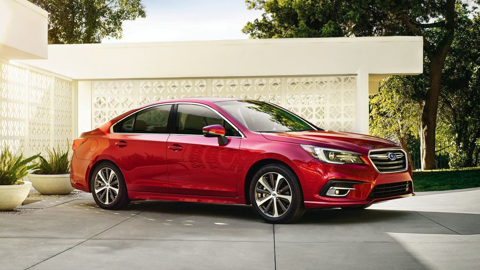 Berlina Subaru Legacy sesta generazione