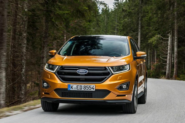 Crossover Ford Edge seconda generazione Foto 6