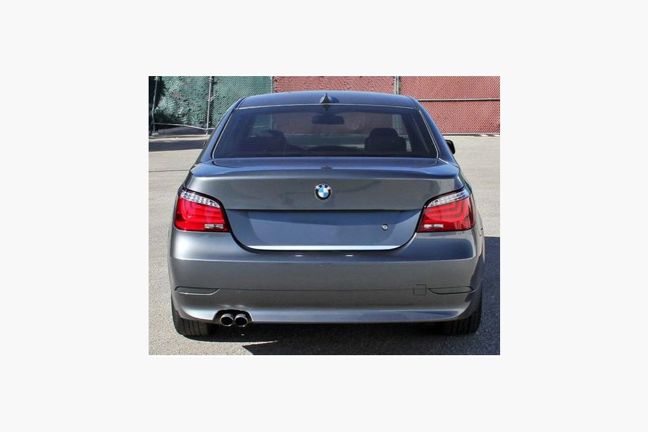 BMW 5 Series E60/E61 2003-2010 Modanatura bagagliaio acciaio inox Image