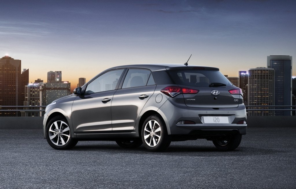 Sfoglia cinque porte berlina Hyundai i20