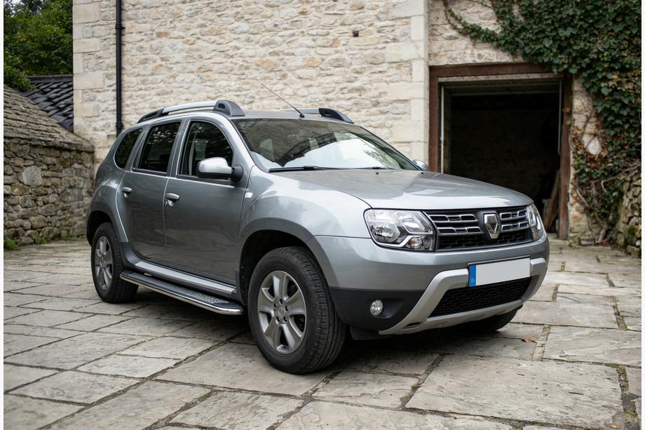 Dacia Duster 2008-2018 Pedane Laterali Maydos V2 (2 pz, Alluminio e Acciaio Inox) Image