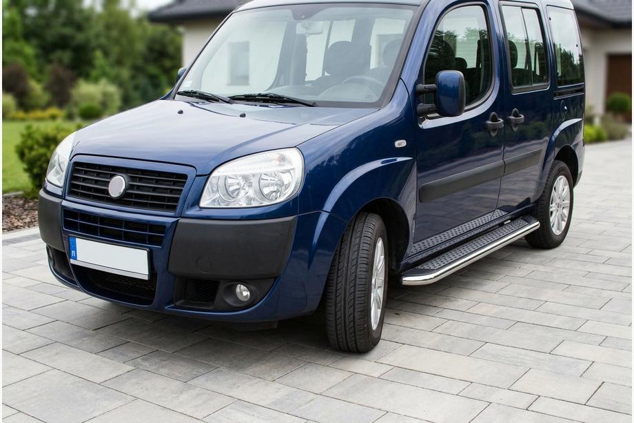 Fiat Doblo I 2005-2010 Pedane Laterali Maydos V2 (2 pz, Alluminio e Acciaio Inox) Base Maxi Foto 1