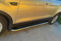 Ford Kuga/Escape 2013-2019 Pedane Laterali Maydos V2 (2 pz, Alluminio + Acciaio Inox) foto 6