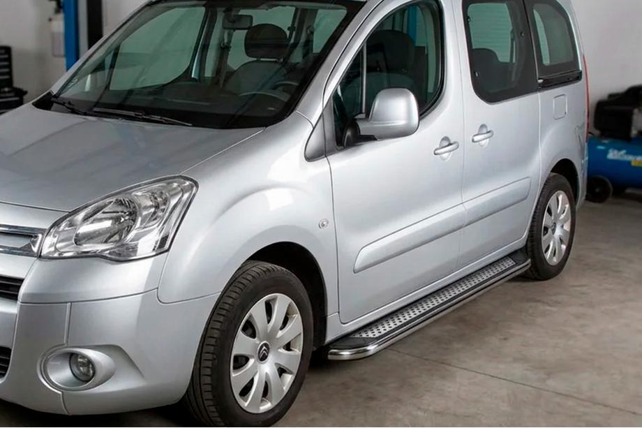 Peugeot Partner Tepee 2008-2018 Pedane Laterali Maydos V2 (2 pz, Alluminio e Acciaio Inox) Foto 1