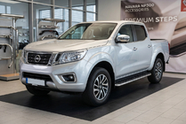 Nissan Navara/NP300 2016- Pedane Laterali Maydos V1 (2 pz, Alluminio) foto 1