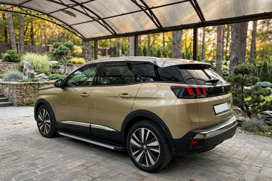 Peugeot 3008 2016-2023 Pedane Laterali Maya V1 (2 pz, Alluminio) Foto 1