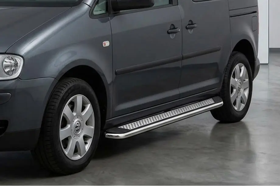 Volkswagen Caddy 2010-2015 Pedane Laterali Maydos V2 (2 pz, Alluminio e Acciaio Inox) Image