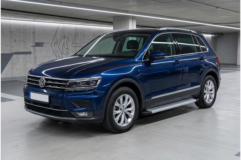 Volkswagen Tiguan 2016-2023 Pedane Laterali Maya V2 (2 pz, Alluminio) Foto 1