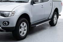 Fiat Fullback 2016- Pedane Laterali Duru (2 pz, Alluminio) foto 1