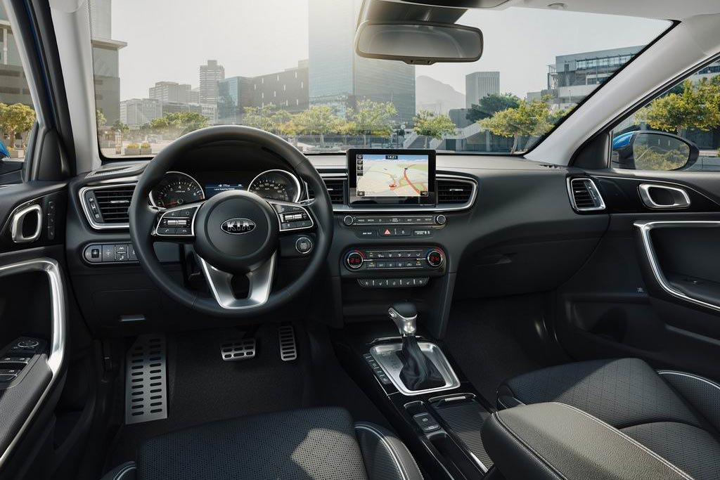 Sfoglia berlina KIA Ceed terza generazione