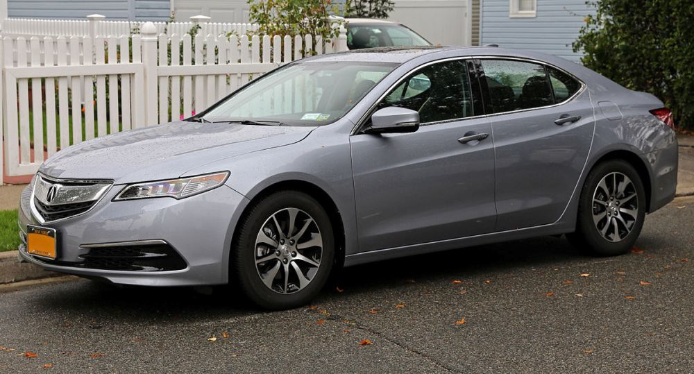 Recensione premio berlina Acura TLX