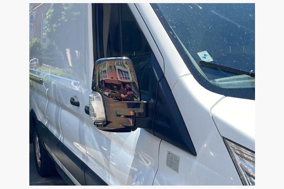 Ford Transit 2014- Cover Specchietti Cromo Nero (2 pz, plastica) Image